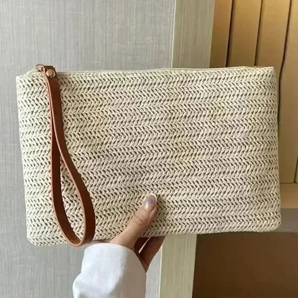 Handbags - Straw Woven Clutch Bag